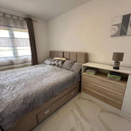 Renovierte Wohnung Fuer Max 5 Personen Zeljeznica Esterno foto